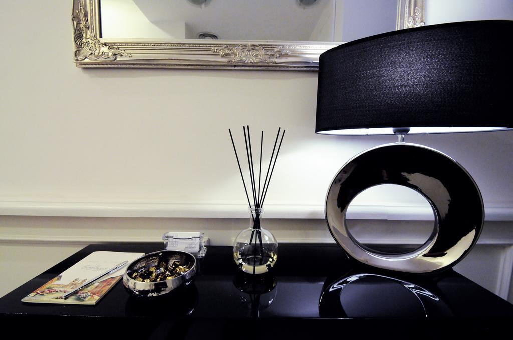Suite Spagna 29 Roma Exterior foto